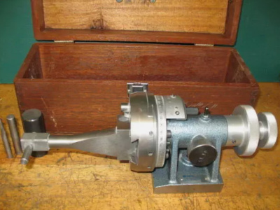 Arc-Tan Radius Dresser in wooden case